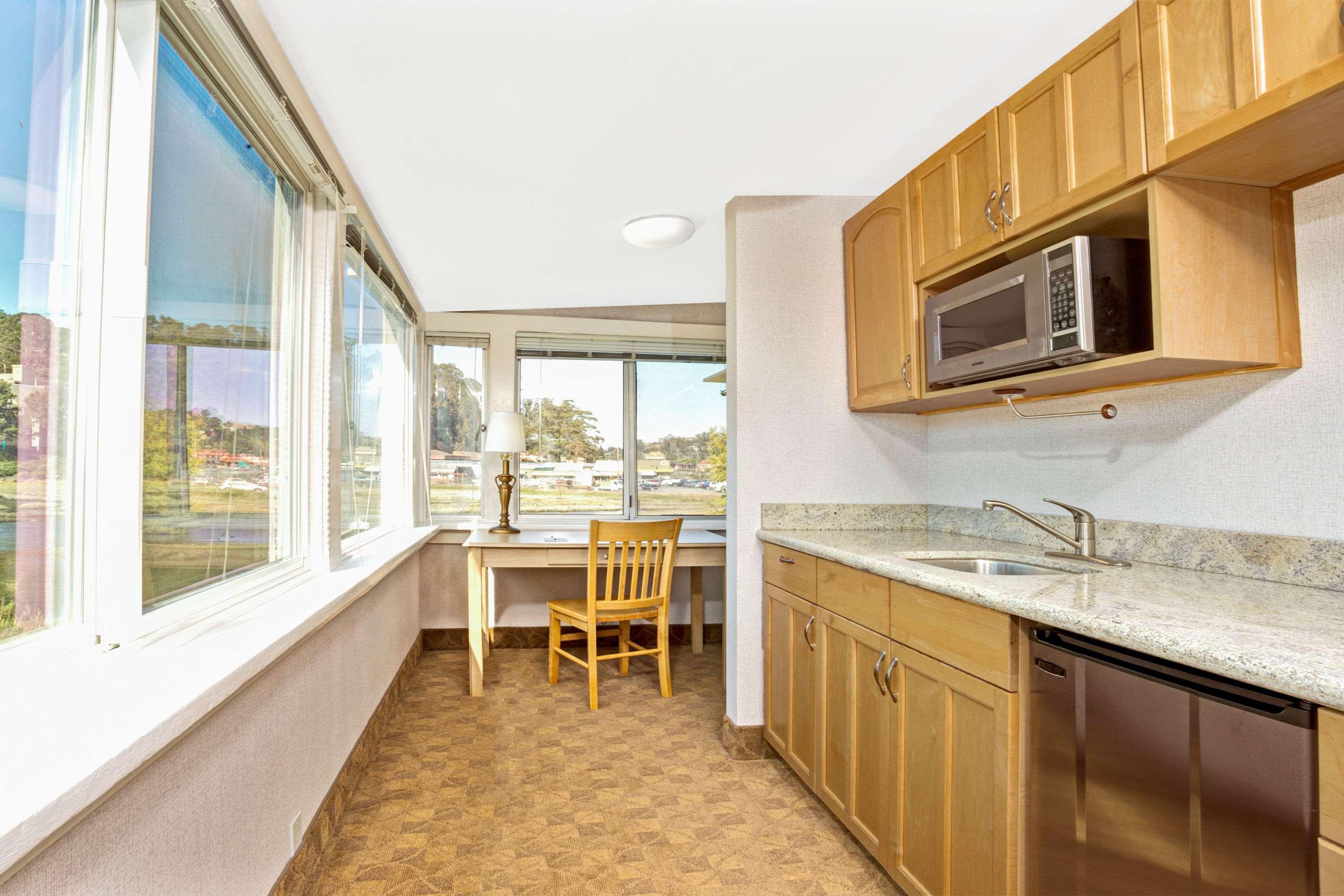 Travelodge By Wyndham Mill Valley/Sausalito Exterior photo