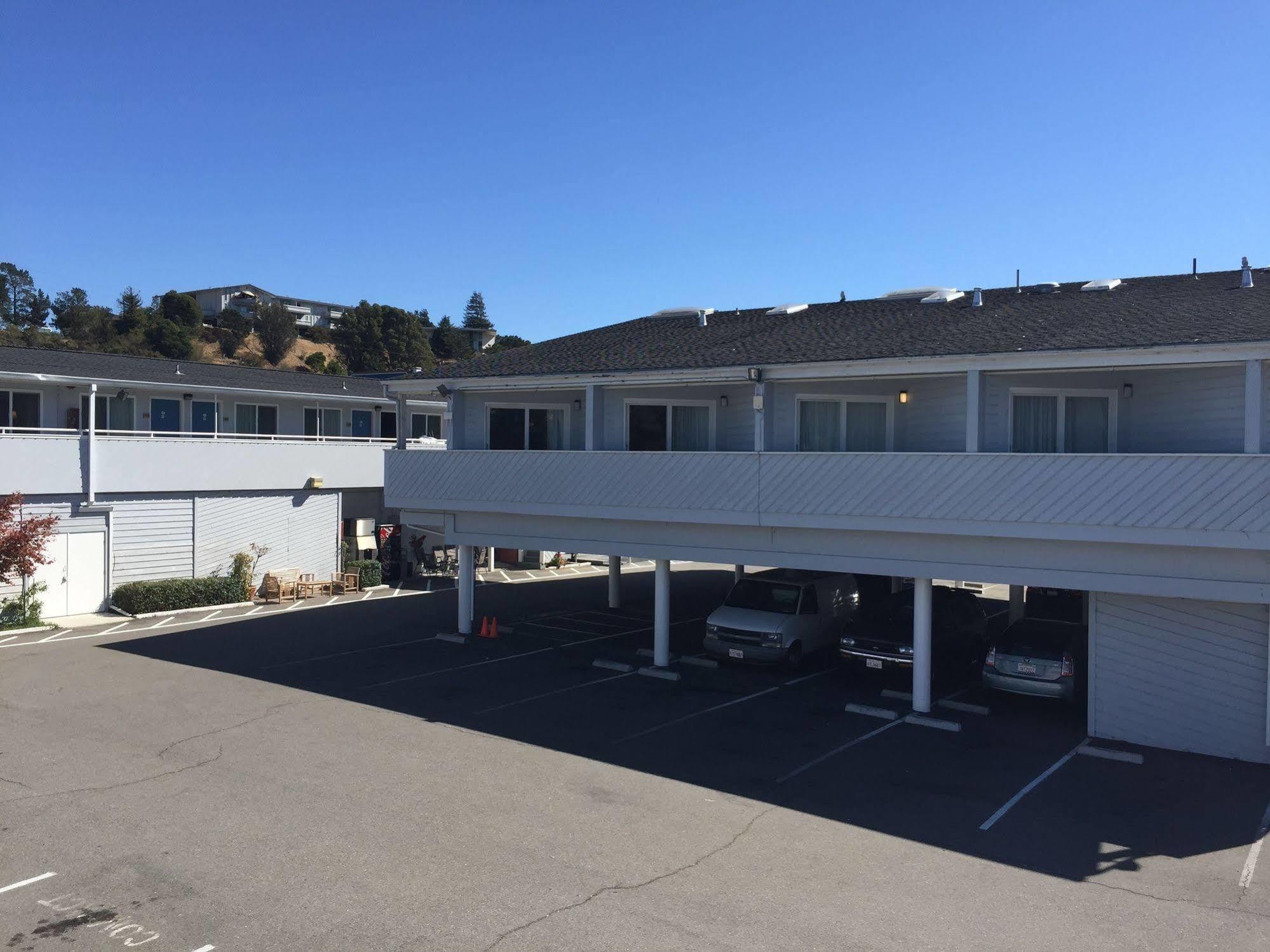 Travelodge By Wyndham Mill Valley/Sausalito Exterior photo